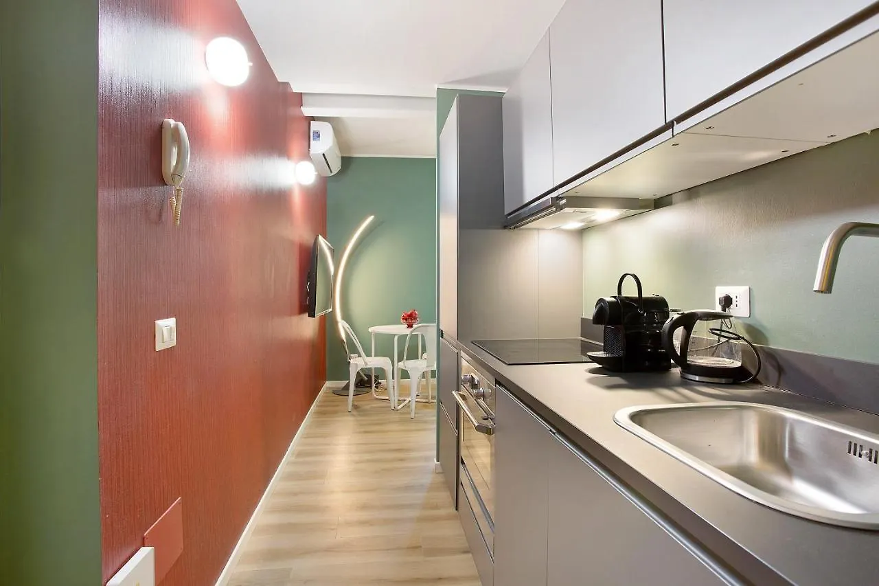 Appartamento Costanza Milan