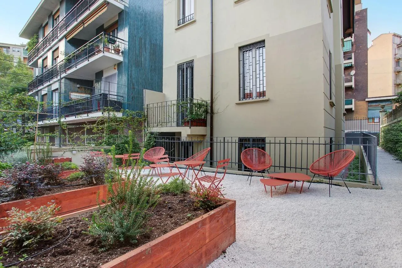 Appartamento Costanza Milan 0*,  Italy